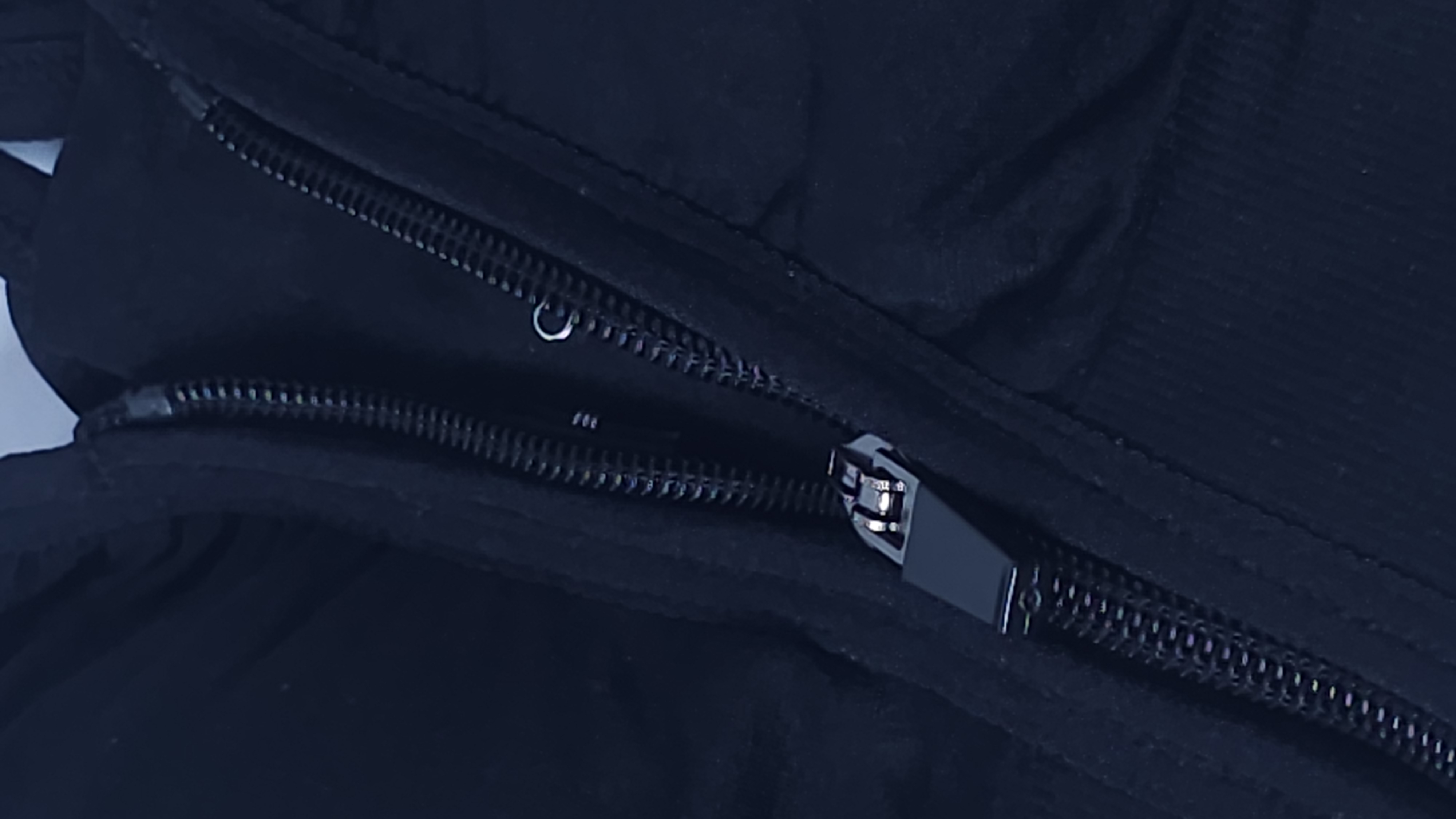 نیم تنه اسپرت ورزشی زیپ دار کد ۰۰۱۸